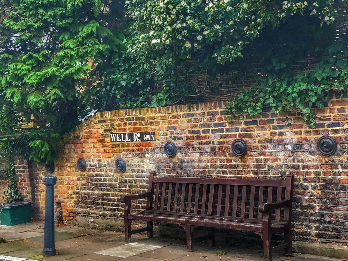 Hampstead: A walk through the charming English&nbsp;village